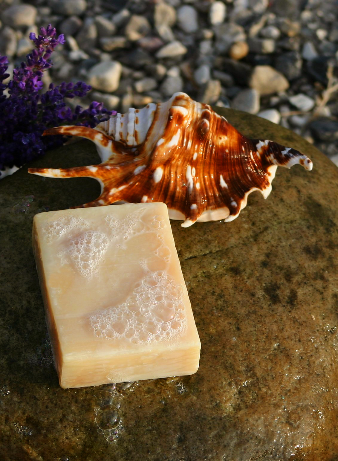 Palm Oil in Cosmetics and Personal Care Manufacturing